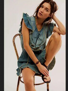 Free People FP One Naya Chambray Romper Flutter Sleeves Smocked NWD XL